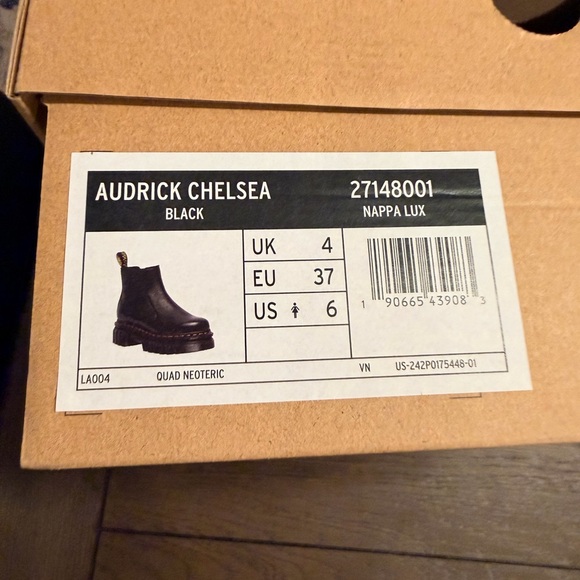 NIB Dr. Martens Audrick Chelsea - Picture 2 of 5